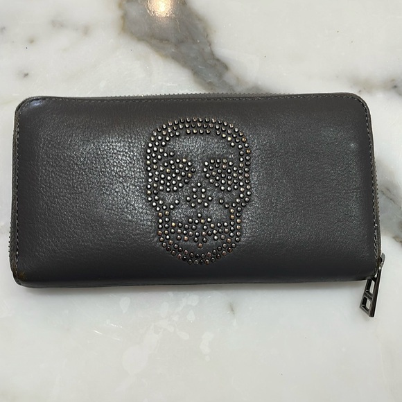 wallet - Picture 1 of 10